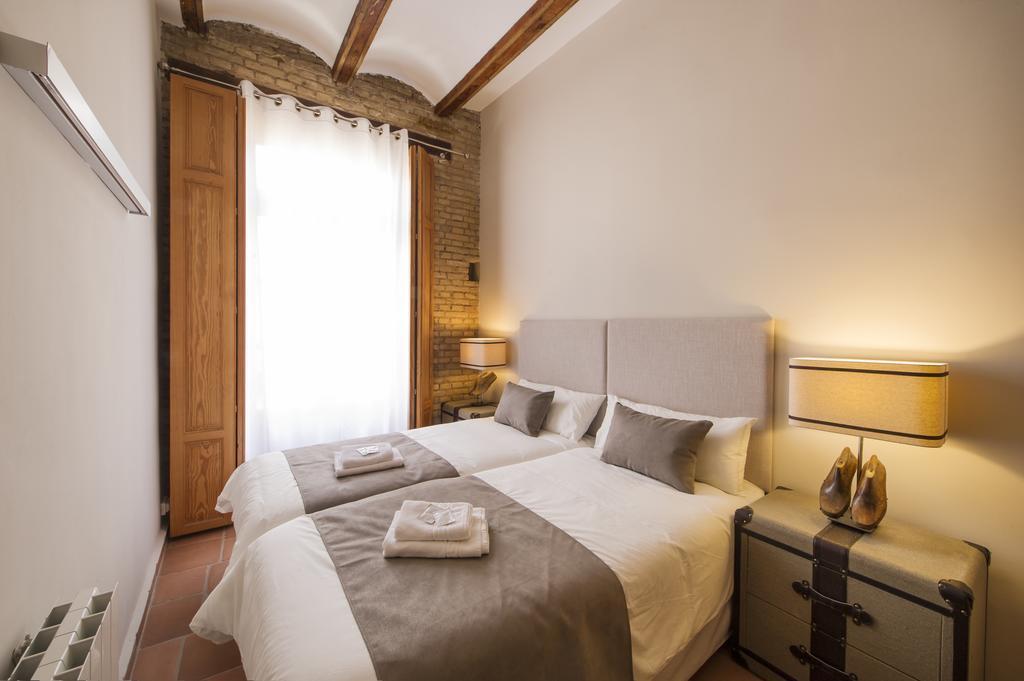 Sueca Apartment With Terrace Ruzafa Mid-Term Valencia Buitenkant foto