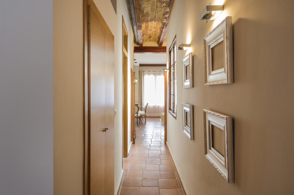Sueca Apartment With Terrace Ruzafa Mid-Term Valencia Buitenkant foto